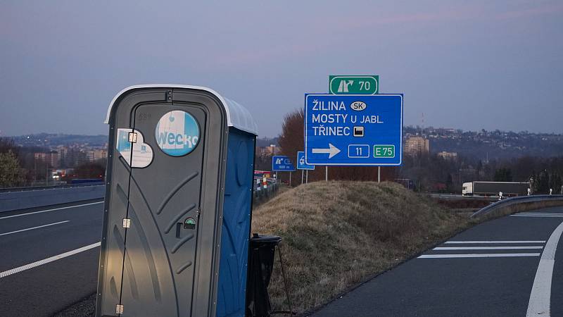 Situace na hraničních přechodech s Polskem se zlepšila, kolony se téměř netvoří, odbavování je plynulé.