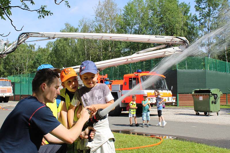 Třídenní Den otevřených dveří v areálu havířovské městské policie a hasičské zbrojnice.