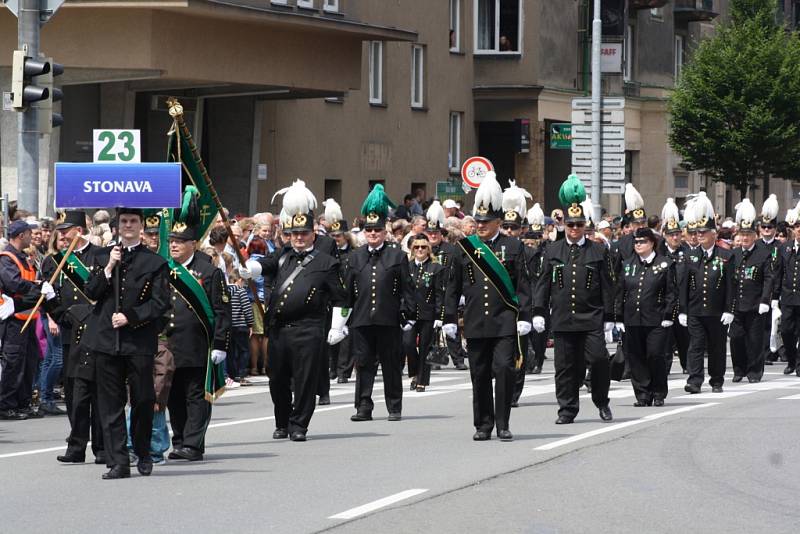 Květinové korzo slavnosti Havířov v květech 2015. 