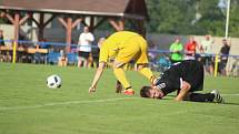 V sousedském derby šlo o hodně. Lutyni (ve žlutém) nakonec remíza 1:1 se Záblatím stačila k postupu do I.A třídy.