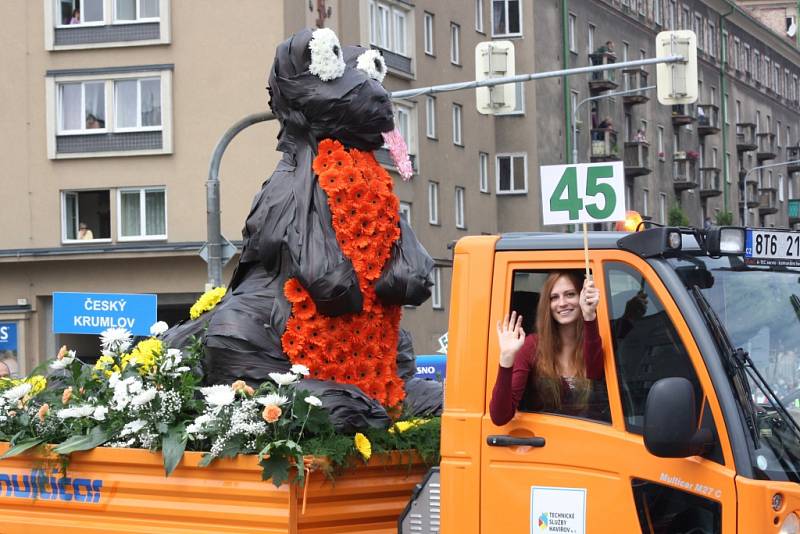 Květinové korzo slavnosti Havířov v květech 2015. 