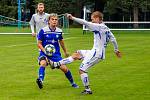 Věřňovice (v modrém) zdolaly v okresním derby Petřvald těsně 3:2.