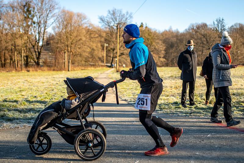 První Havířovský maraton. 27. prosince 2020 v Havířově.