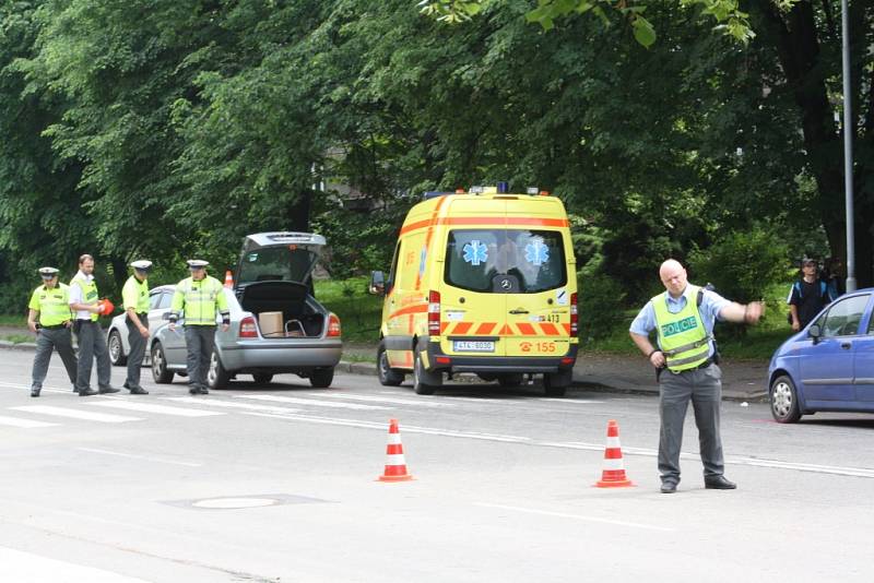 Při dopravní nehodě v Karviné byly zraněny tři malé děti. 