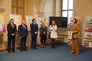 Regionální knihovna Karviná se v rámci oslav 100 let fungování představila v prostorách Senátu PČR. Květen 2023.