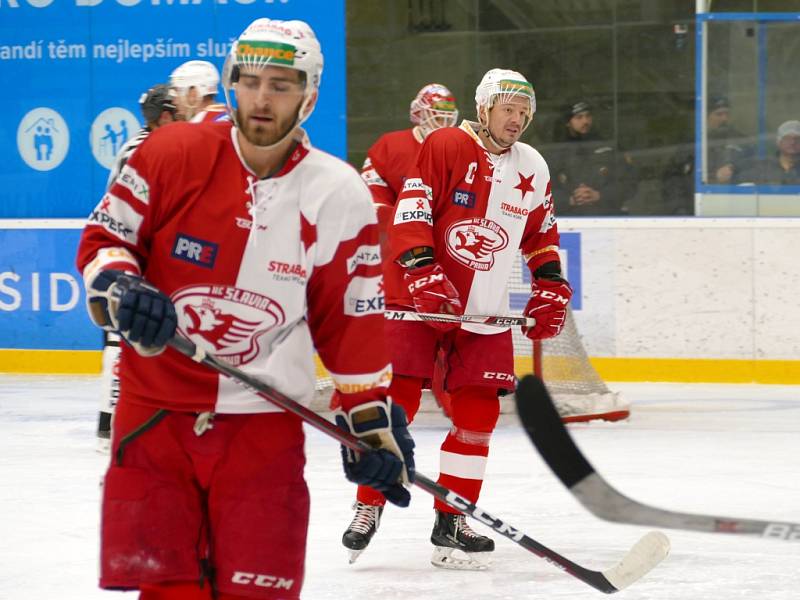 Havířov (v bílém) porazil Slavii jasně 5:1.