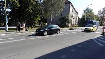 Místo drobné kolize dvou vozidel na Dělnické ulici v Havířově-Prostřední Suché.