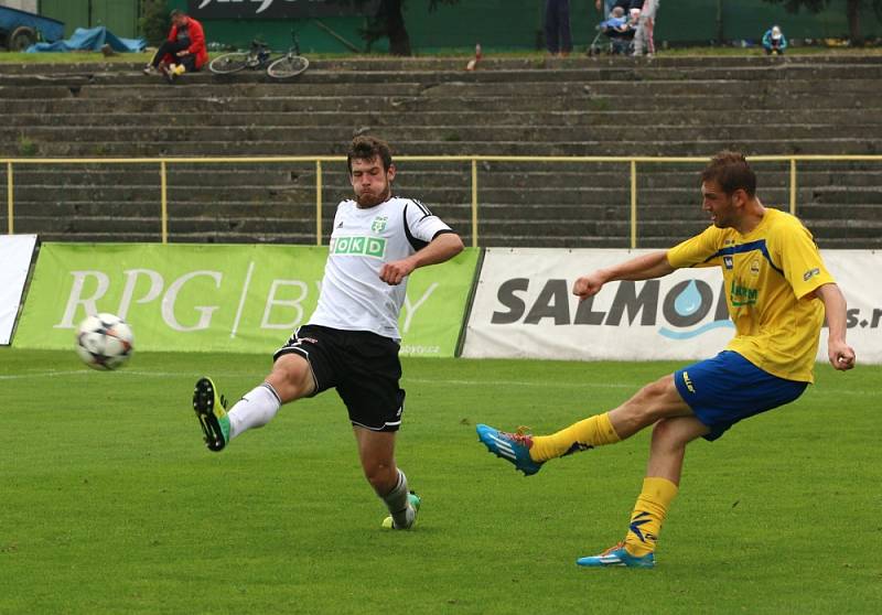 Poslední utkání Karviné na stávajícím stadionu se vyvedlo. Domácí vyhráli 2:1.