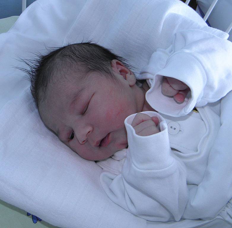 Paní Daniele Gujdové z Orlové se 4. března narodila dcerka Danielka Maria Gujdová. Po narození holčička vážila 3280 g a měřila 46 cm.