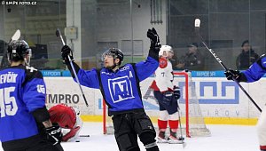 Hokejisté Havířova porazili ve středečním 3. čtvrtfinále play-off II. ligy Nový Jičín 10:1 a nejrychlejším možným způsobem postoupili do semifinále.