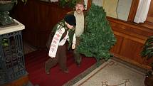 Speciální vánoční prohlídky na Zámku Fryštát nabídly i herecké etudy z vánočního života zdejší někdejší šlechty.