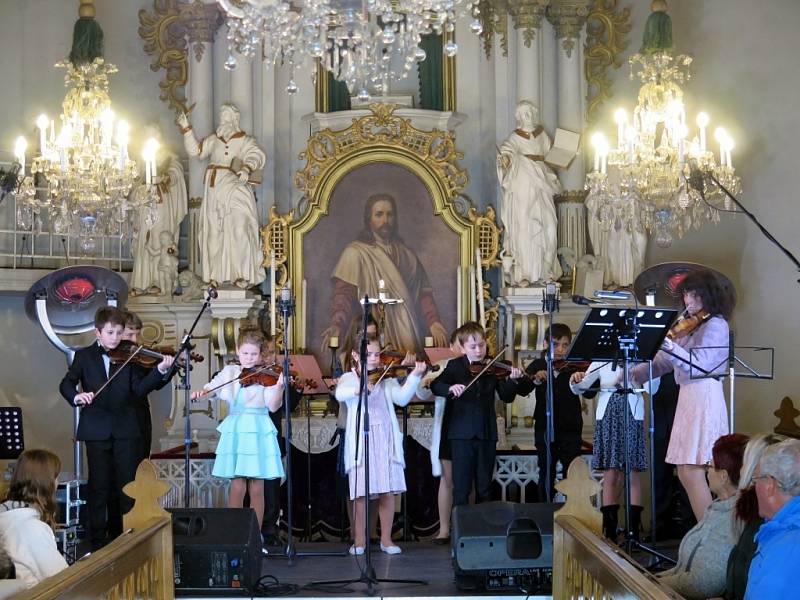 Benefiční koncert v Havířově, pátek 30. listopadu 2018.