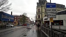 Státní hranice mezi Českým Těšínem a polským Těšínem. 