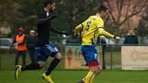 Fotbalisté Bohumína (ve žlutém) porazili Šumperk 2:1.