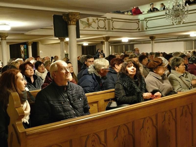 Vánoční koncert havířovského Gymnázia Komenského.