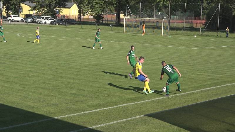 Zápas 26. kola fotbalové I.A třídy, skupiny B, Stonava - Vratmov B 0:4. Foto: SK Stonava