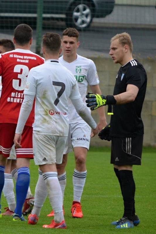 Zápas 19. kola fotbalové divize F MFK Karviná B - SO Bruntál 3:0, který se hrál 24. dubna 2022 na hřišti Kovony. Foto: MFK Karviná