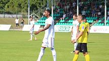 Karvinští (v bílém) zdolali polské Jastrzebie 2:0.