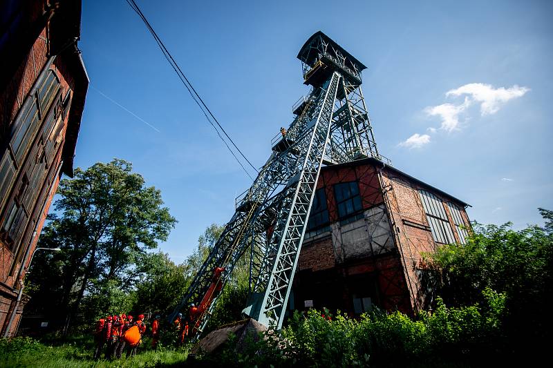 Cvičení Hasičů a HBZS na Dole Gabriela (záchrana sebevraha), 10. zaří 2019 v Karviné.