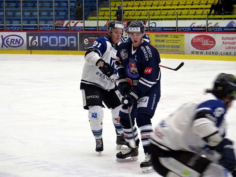 Havířovští hokejisté (v bílém) zdolali Benátky 4:2.