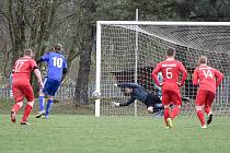 Zápas 20. kola fotbalového krajského přeboru Slavia Orlová - Pustá Polom 0:2.