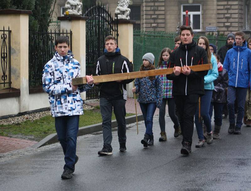 V Českém Těšíně se o víkendu koná setkání křesťanské mládeže z Moravskoslezského kraje.