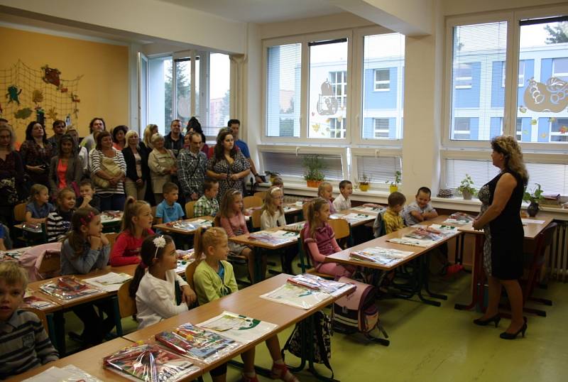 Zahájení školního roku v karvinské ZŠ Majakovského. 