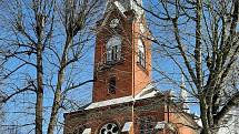 Hornická obec Stonava před 30 lety doslova vstala z popela. Dnes má necelých 2000 obyvatel a velmi dobrou infrastrukturu.  Kostel sv. Maří Magdalény.