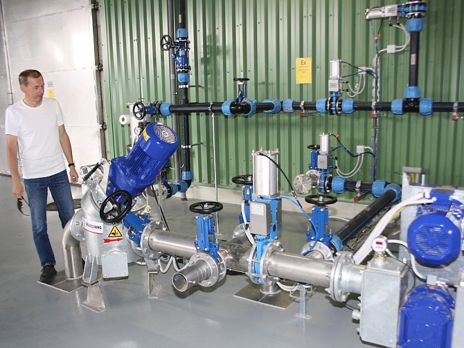 Bioplynová stanice pro zpracování bioodpadu v kogenerační jednotce na skládce Depos v Horní Suché. 