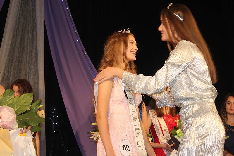 V Bohumíně se konalo finále Miss Karkulka 2019. Vítězkou se stala Valérie Kaňová z Havířova.