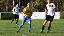 Sobotní derby číslo 1: D. Lutyně - Albrechtice (v bílém).