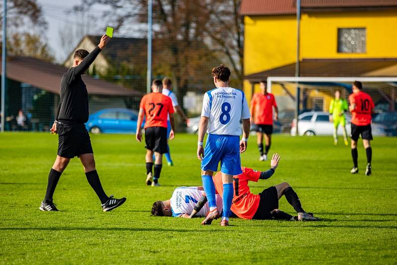 Zápas 13. kola I.A třídy, skupiny B, Lokomotiva Petrovice - Horní Suchá 0:2.