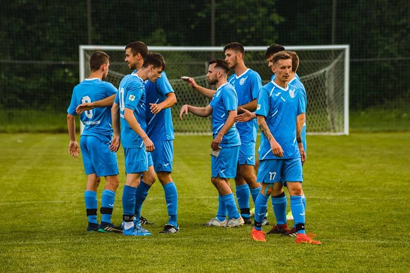 Zápas 23. kola fotbalové I.B třídy, skupiny C, SK Horní Suchá - TJ Vendryně 3:0. Foto: SK Horní Suchá/Ondřej Kruťa