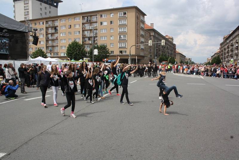 Květinové korzo slavnosti Havířov v květech 2015. 