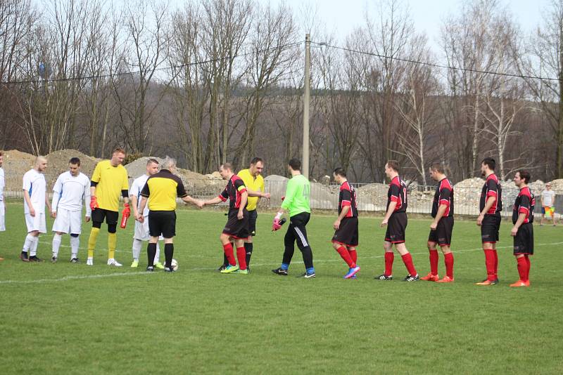 Derby mezi Těrlickem a Slovanem Havířov nabídlo zajímavý fotbal a osm branek.