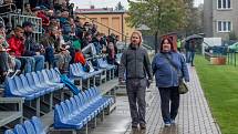 Divizní derby Bohumín - Havířov (v růžovém).