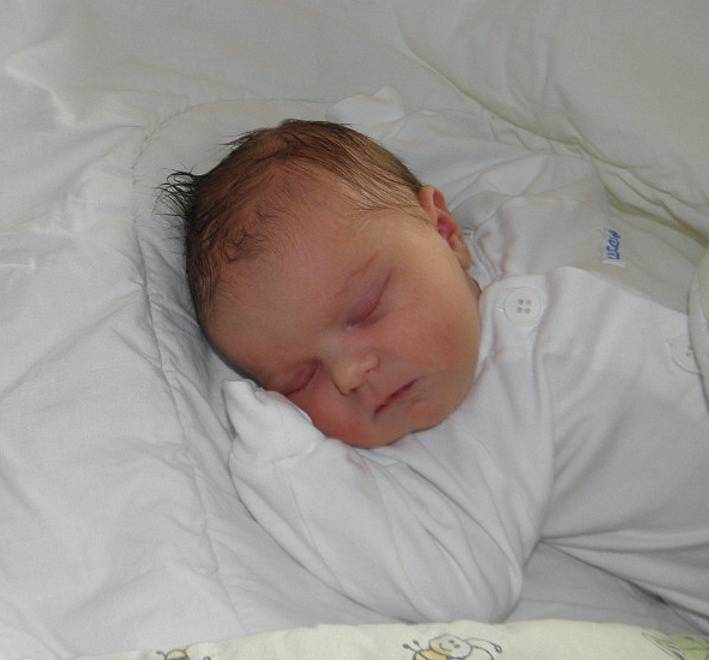 Eliška se narodila 29. září paní Martině Zbořilové z Karviné. Po porodu miminko vážilo 3310 g a měřilo 50 cm.