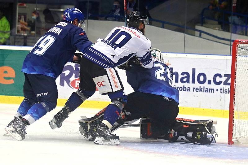 Hokejisté Havířova (v bílém) padli na ledě Kladna 1:5.