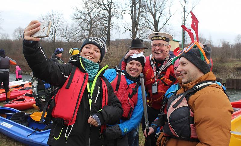 Ve Věřňovicích se konal v pořadí XIII. ročník Novoročního sjezdu Olše, které se pravidelně účastní jak vodáci z Česka, tak z Polska.