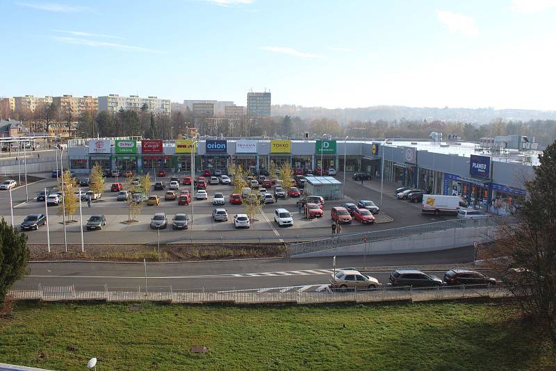 Výhled ze střechy zimního stadionu v Havířově.