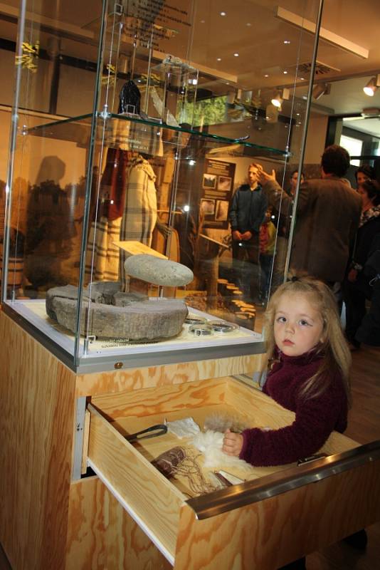Slavnostního otevření Archeoparku Chotěbuz, který v sobotu přilákal stovky lidí z celého regionu.