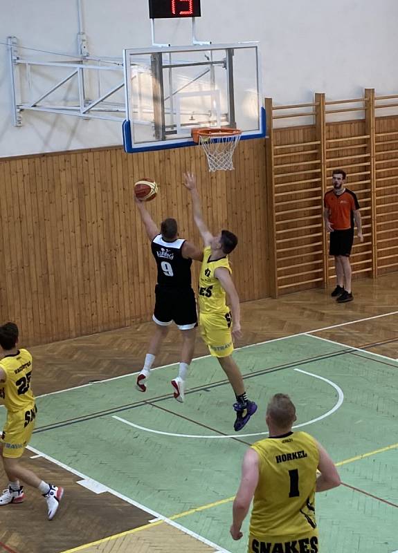 Karvinští basketbalisté vyhráli domácí Emil Cup.