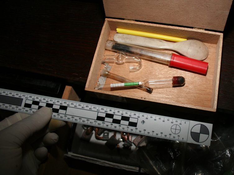 Fotogalerie: Policie odhalila výrobce drog - Karvinský a havířovský deník
