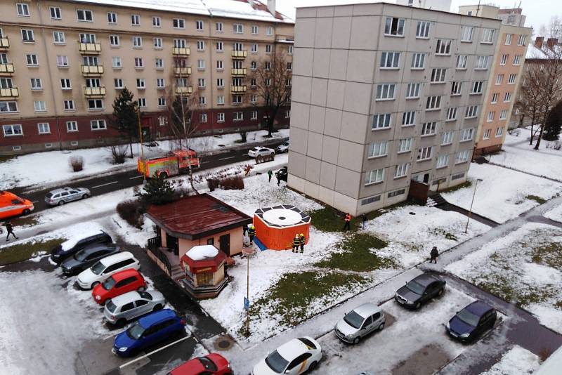 Záchranná akce v Okružní ulici v Havířově-Šumbarku.