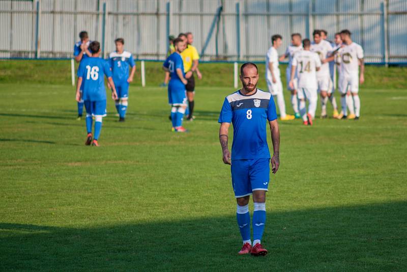 Dětmarovice (v bílém) deklasovaly sousedy z Havířova 7:2.