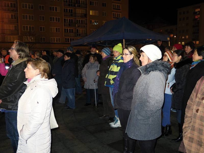 Tradiční společná půlnoční mše několika církví ve 22 hodin v centru Havířova. 