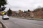 Během dvou týdnů zmizely čtyři obytné domy s 11 vchody na křižovatce ulic Fryštátská, Dělnická a Kpt. Jaroše v Havířově-Prostřední Suché.