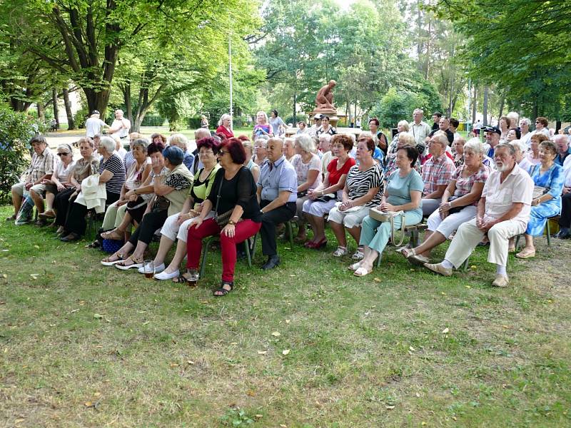 Promenádní koncert Lanžhotčanky. 