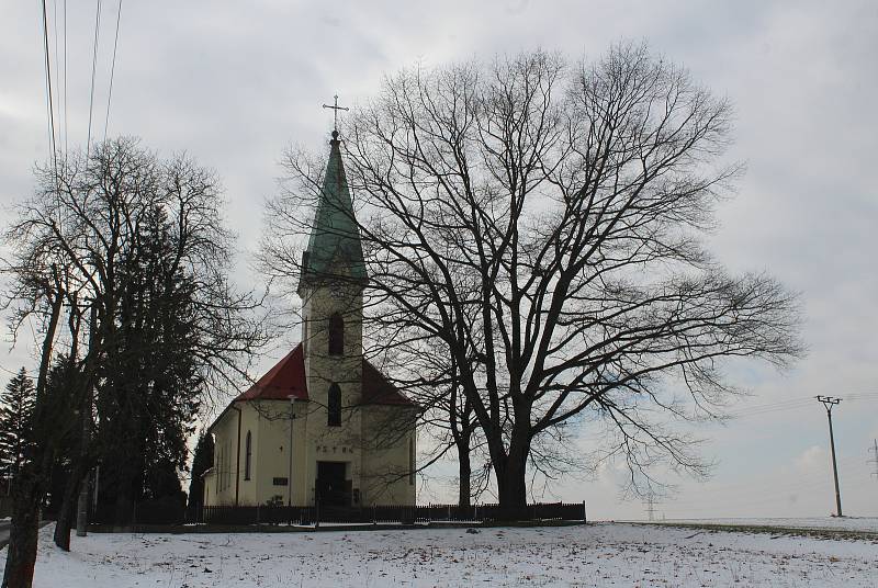 Hornická obec Stonava před 30 lety doslova vstala z popela. Dnes má necelých 2000 obyvatel a velmi dobrou infrastrukturu. Evangelický kostel