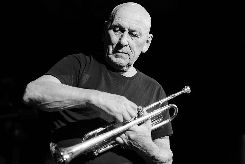 jazzový trumpetista Laco Déczi